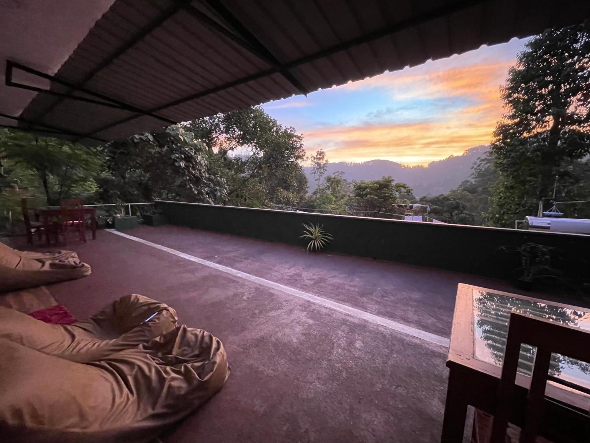 Cozy Homestay Элла Экстерьер фото